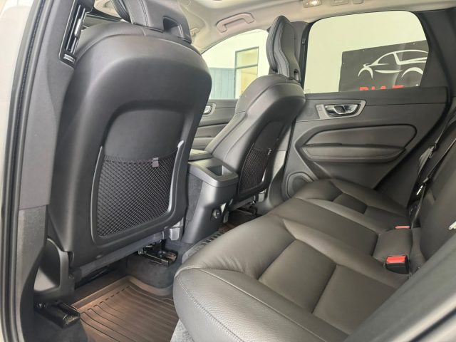 VOLVO XC60 usata, con Controllo automatico clima