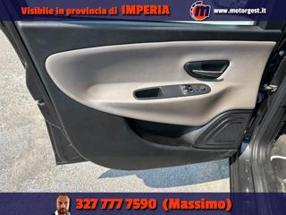 LANCIA Ypsilon usata, con USB