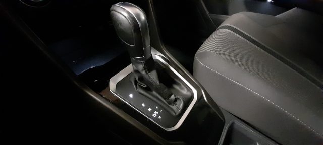 VOLKSWAGEN T-Roc usata 23