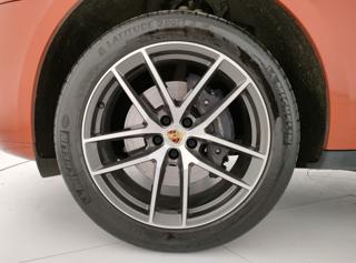 PORSCHE Macan usata, con Boardcomputer