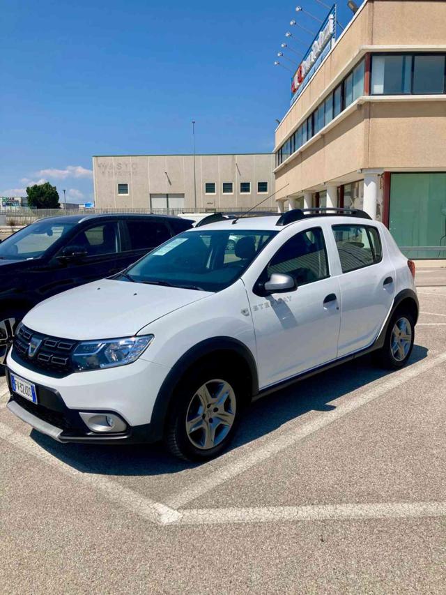 DACIA Sandero usata, con Airbag