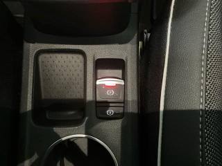 RENAULT Captur usata, con Hill holder