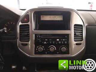 MITSUBISHI Pajero usata 32