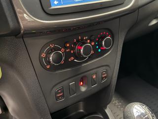 DACIA Sandero usata, con Sistema di navigazione