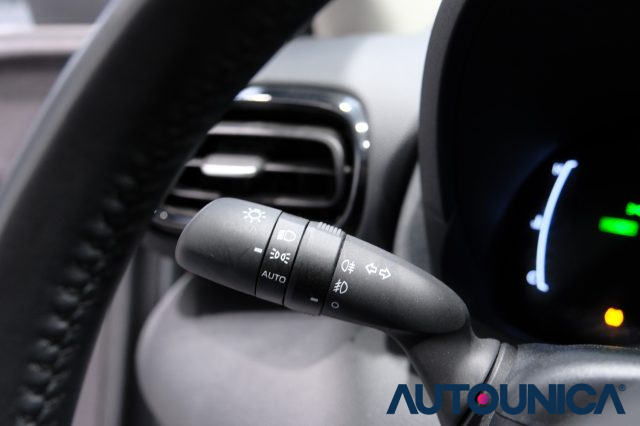TOYOTA Yaris usata, con Volante multifunzione