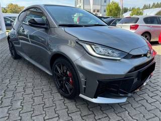 TOYOTA Yaris usata, con Cerchi in lega