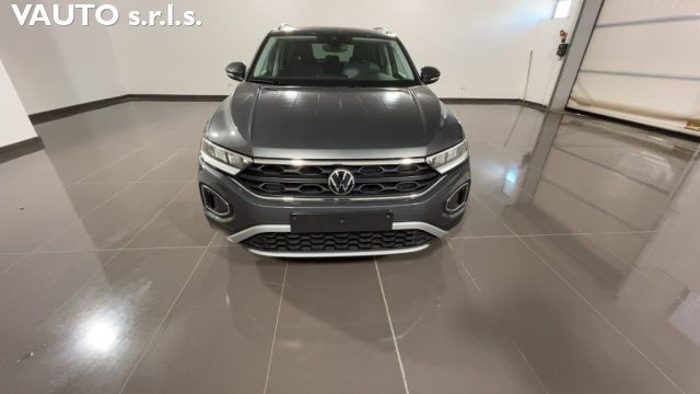 VOLKSWAGEN T-Roc usata, con Autoradio