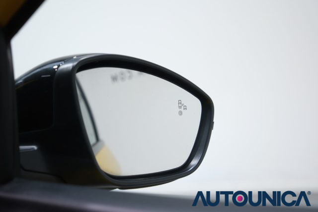 PEUGEOT 208 usata, con Sistema di avviso di distanza