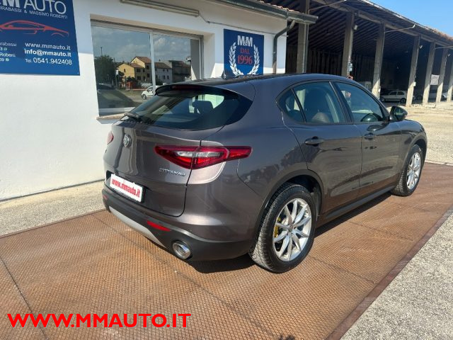 ALFA ROMEO Stelvio usata, con Alzacristalli elettrici