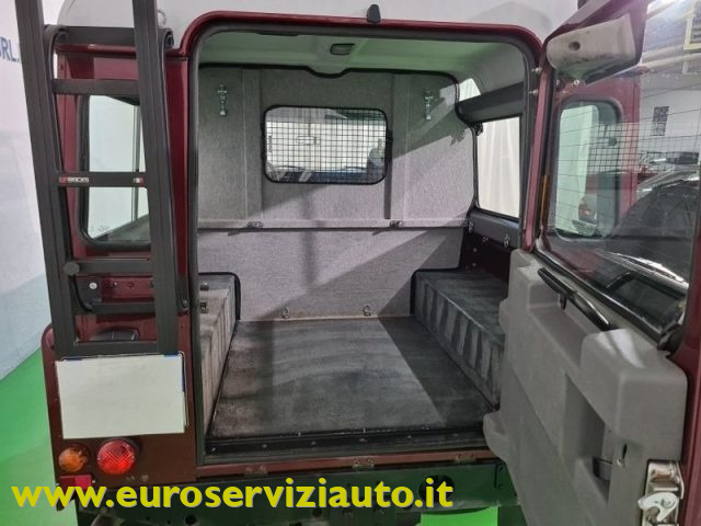 LAND ROVER Defender usata, con Isofix