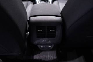 VOLKSWAGEN T-Roc usata, con Vivavoce