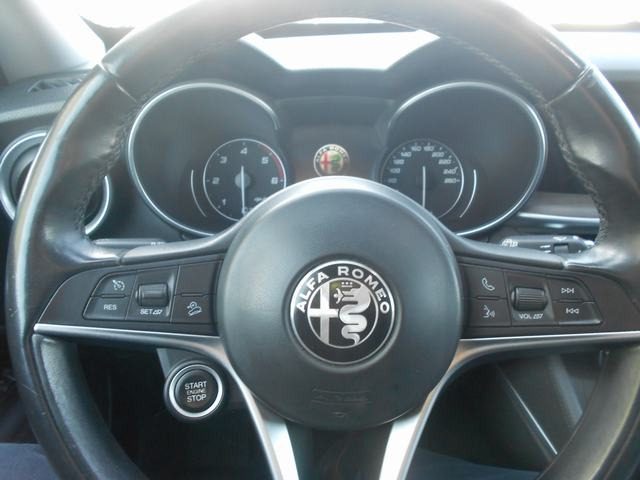 ALFA ROMEO Stelvio usata, con Cerchi in lega