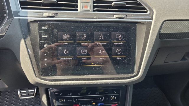 VOLKSWAGEN Tiguan usata, con Servosterzo