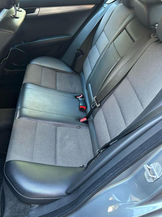 MERCEDES-BENZ C 220 usata, con Cerchi in lega