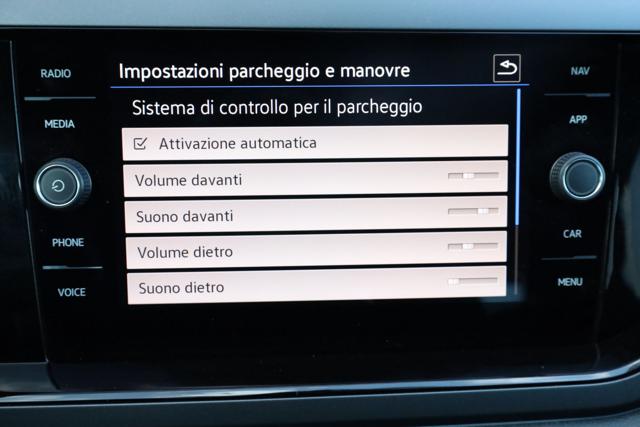 VOLKSWAGEN Taigo usata, con Autoradio digitale