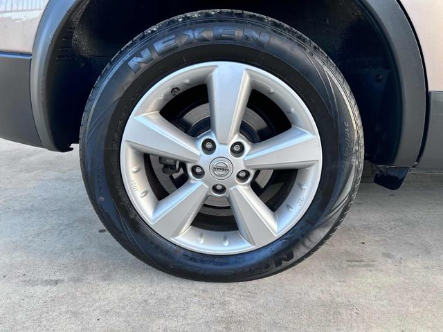 NISSAN Qashqai+2 usata, con Specchietti laterali elettrici