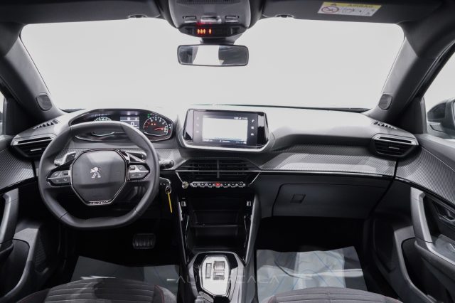 PEUGEOT 2008 usata, con Sensore di pioggia
