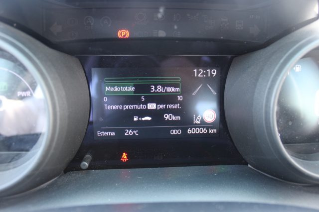 TOYOTA Yaris usata, con Controllo elettronico della corsia