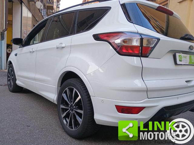 FORD Kuga usata, con Controllo vocale