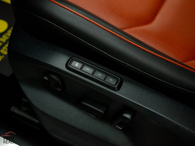 VOLKSWAGEN Tiguan usata, con Cronologia tagliandi