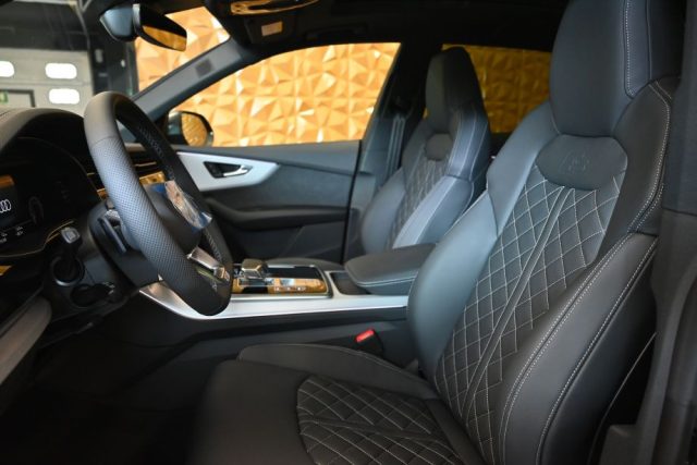 AUDI Q8 usata 22