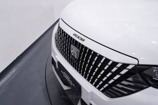 PEUGEOT 2008 usata, con Sensore di luce