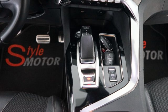 PEUGEOT 3008 usata, con Servosterzo
