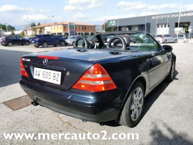 MERCEDES-BENZ SLK 200 usata 7