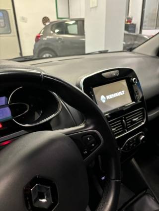 RENAULT Clio usata, con Autoradio