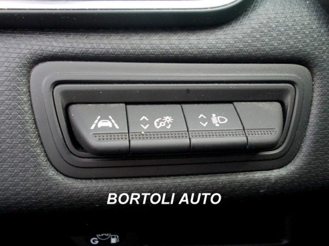 RENAULT Clio usata, con Specchietti laterali elettrici