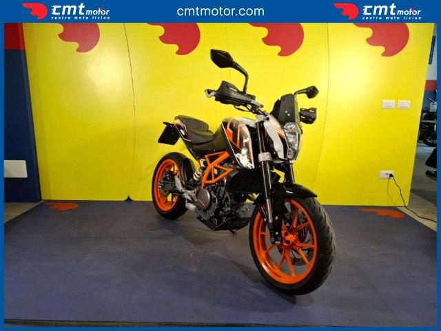 KTM 390 Duke usata 1