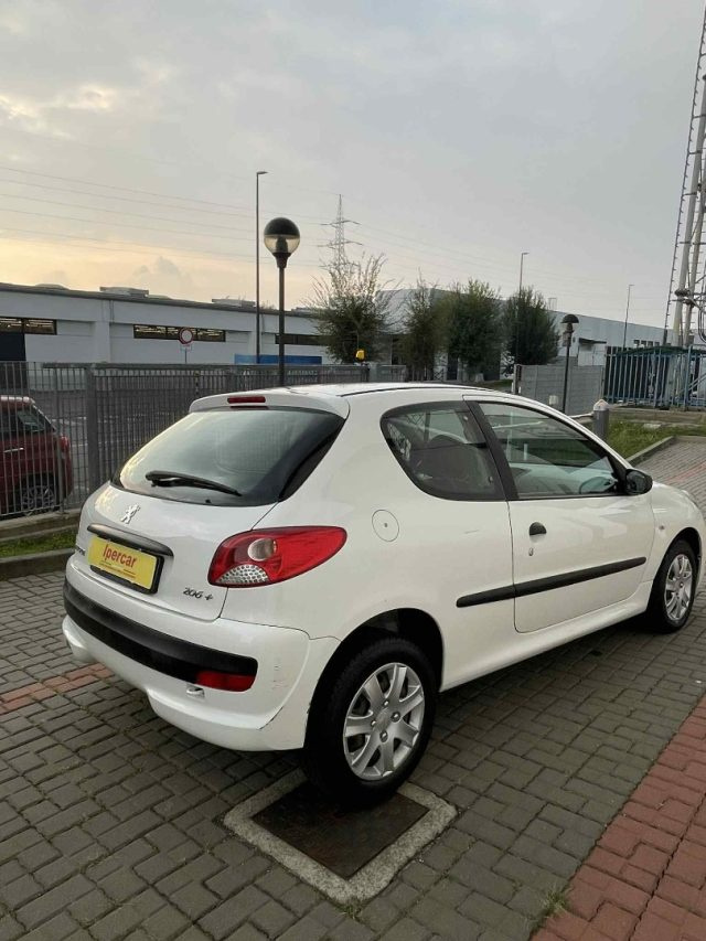 PEUGEOT 206 usata, con Chiusura centralizzata