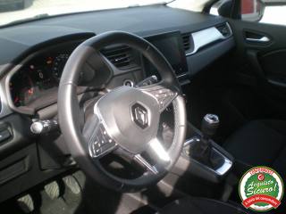 RENAULT Captur usata, con Bracciolo