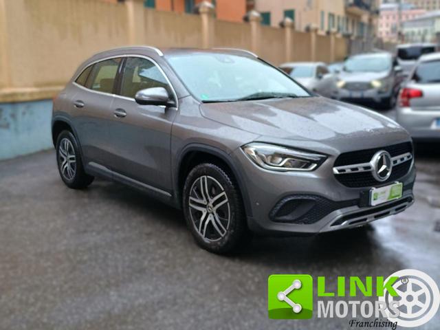 MERCEDES-BENZ GLA 250 usata, con Airbag
