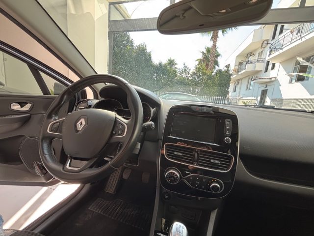 RENAULT Clio usata, con Sistema di navigazione