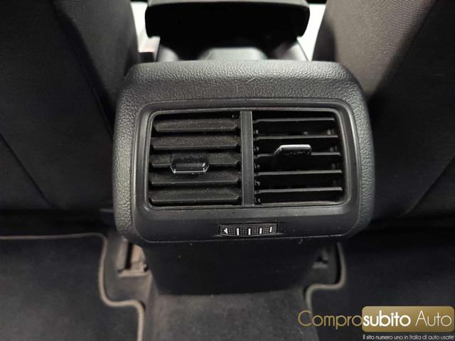 VOLKSWAGEN Golf usata, con ESP