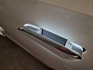 MERCEDES-BENZ E 220 usata, con Gancio traino