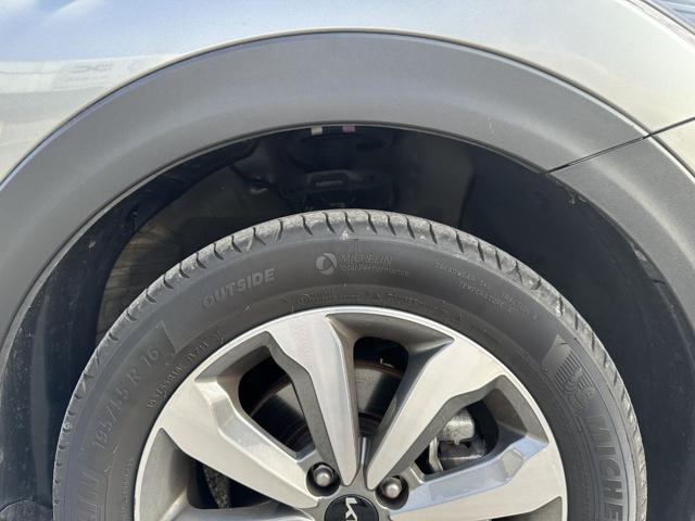 KIA Stonic usata, con Autoradio