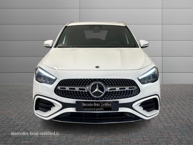 MERCEDES-BENZ GLA 180 usata, con Airbag laterali
