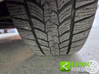 PEUGEOT 2008 usata, con Controllo automatico clima