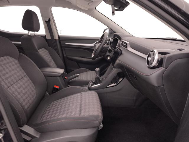 MG ZS usata, con Luci diurne