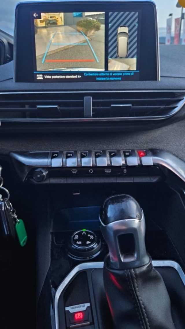 PEUGEOT 5008 usata, con Fendinebbia