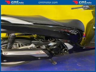 HONDA SH 300 i usata 11