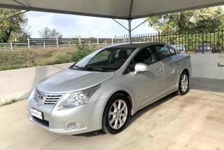 TOYOTA Avensis usata, con Limitatore di velocità