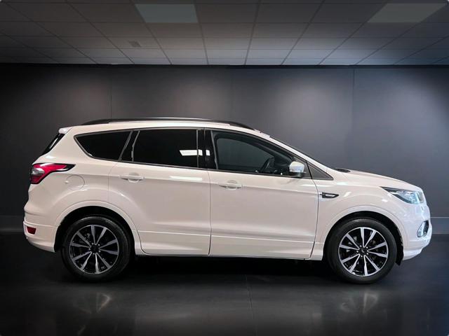FORD Kuga usata, con Autoradio