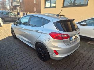 FORD Fiesta usata, con Autoradio