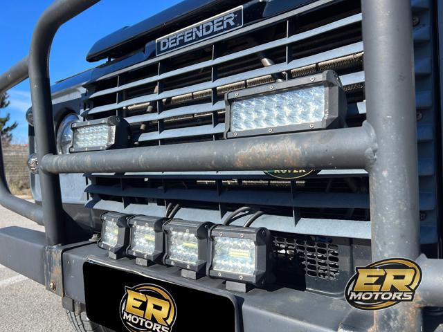 LAND ROVER Defender usata 25