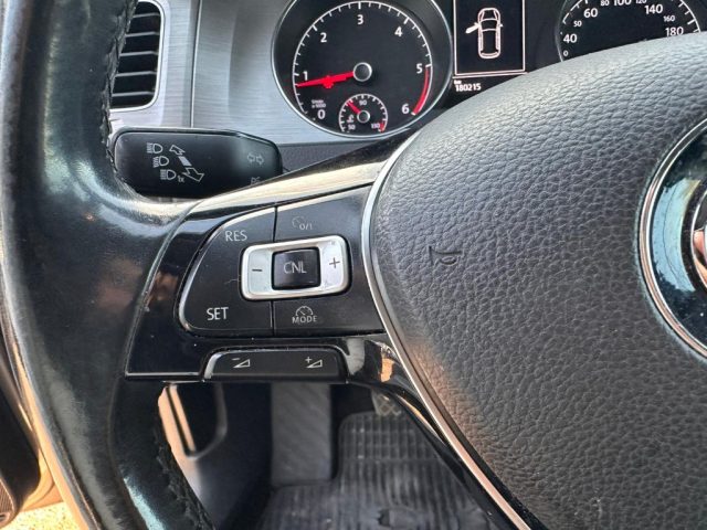 VOLKSWAGEN Golf usata, con Controllo automatico clima