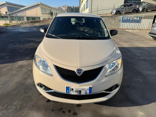 LANCIA Ypsilon usata, con Airbag