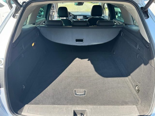 OPEL Astra usata, con Servosterzo